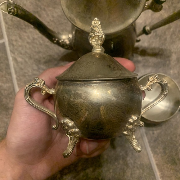 3 piece Vintage Tea Coffee Silverplated Victorian Rose Wm Rogers Creamer Sugar - Picture 7 of 11